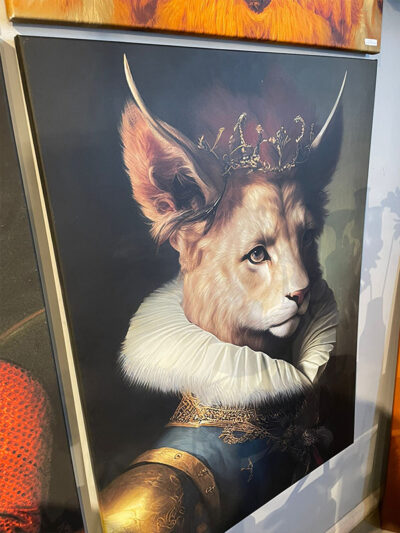 Cuadro gato montes con corona