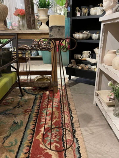 Candelabro egipcio grande