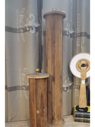 Lampara alta tipo carretel madera