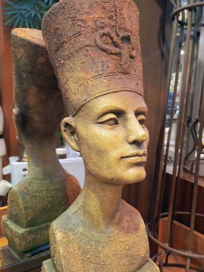 Figura Nefertiti de piedra
