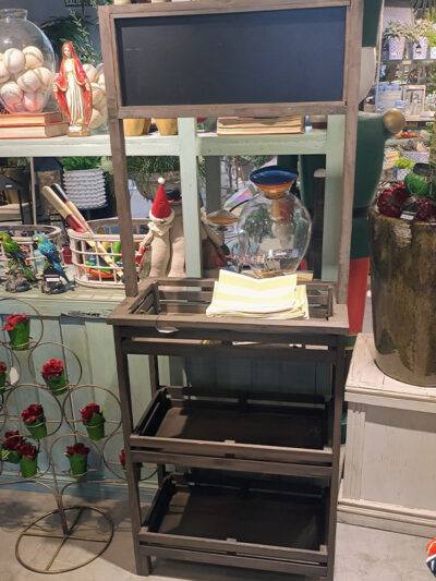 Toallero de madera con pizarra