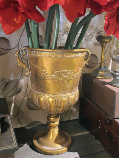 Copon de hierro chico dorado