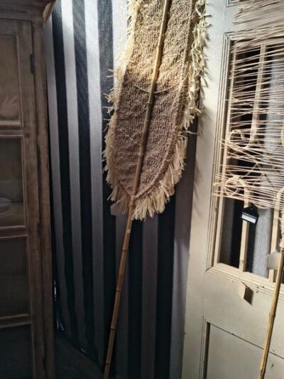 Palo de hojas de fibra