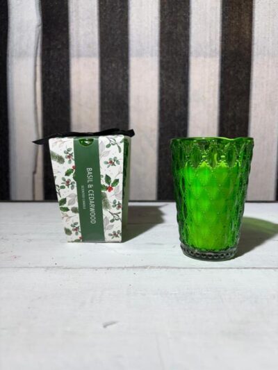 Vela albahaca y madera de cedro vaso verde