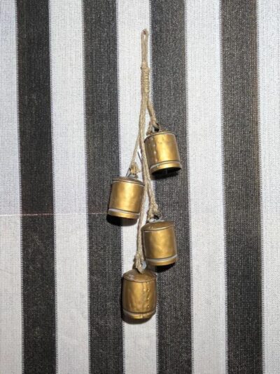 Set x4 campanas doradas