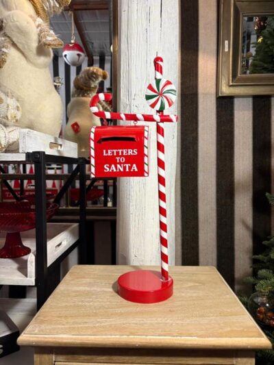 Buzón con pie navideño