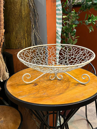 Cuenco con pie grande blanco