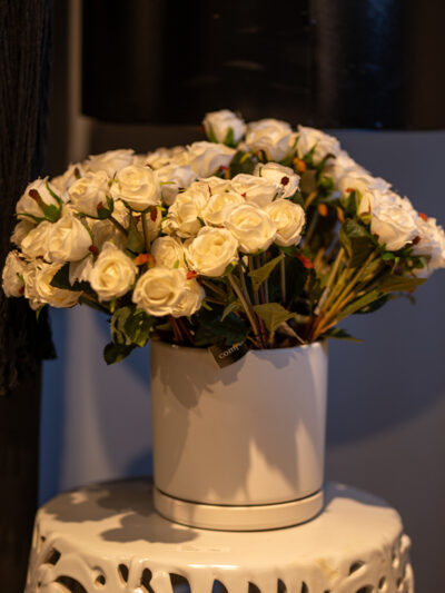 Atado De Rosas Blancas