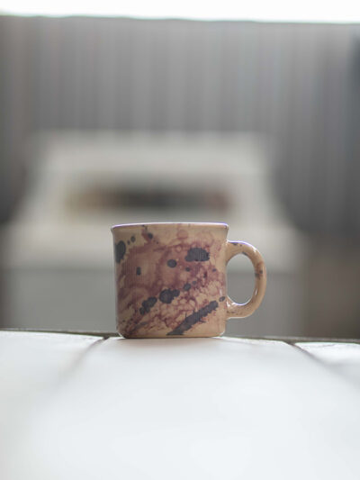 Taza enlozada esfumada