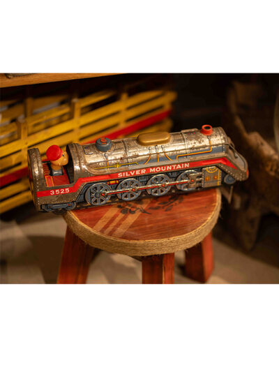 Tren antiguo de juguete