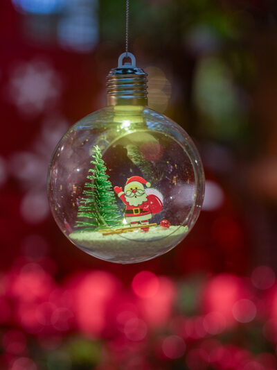 Bola de navidad santa con luz